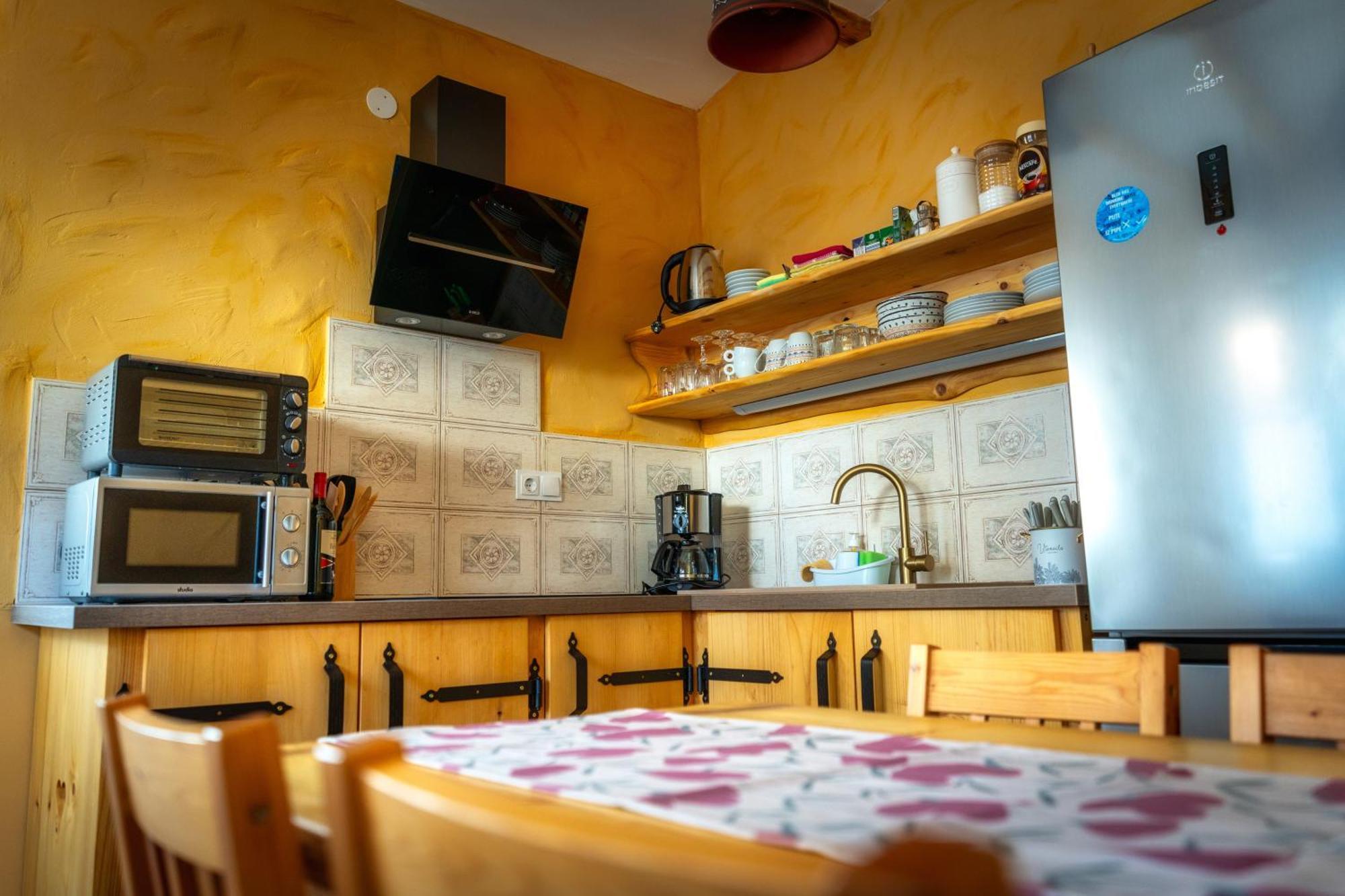 Stara Soncna Hisa Apartment